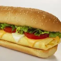 ساندوتش بيض مقلي